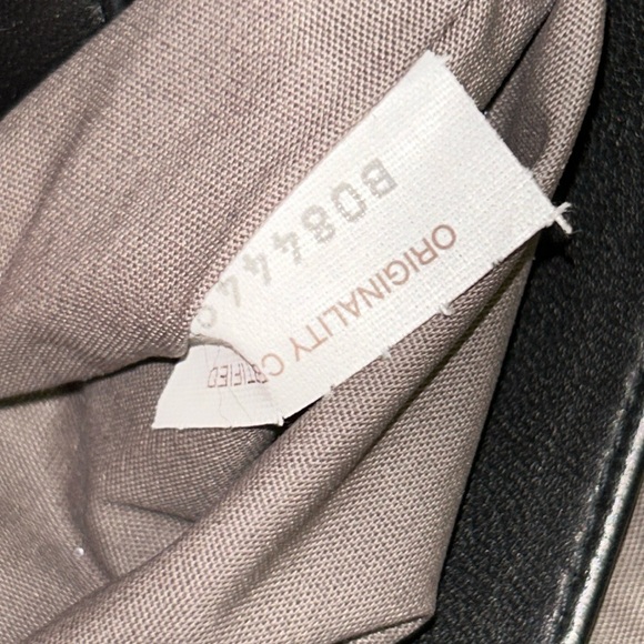 Authentic Bottega Veneta Intrecciato Leather Pouch - Picture 13 of 13